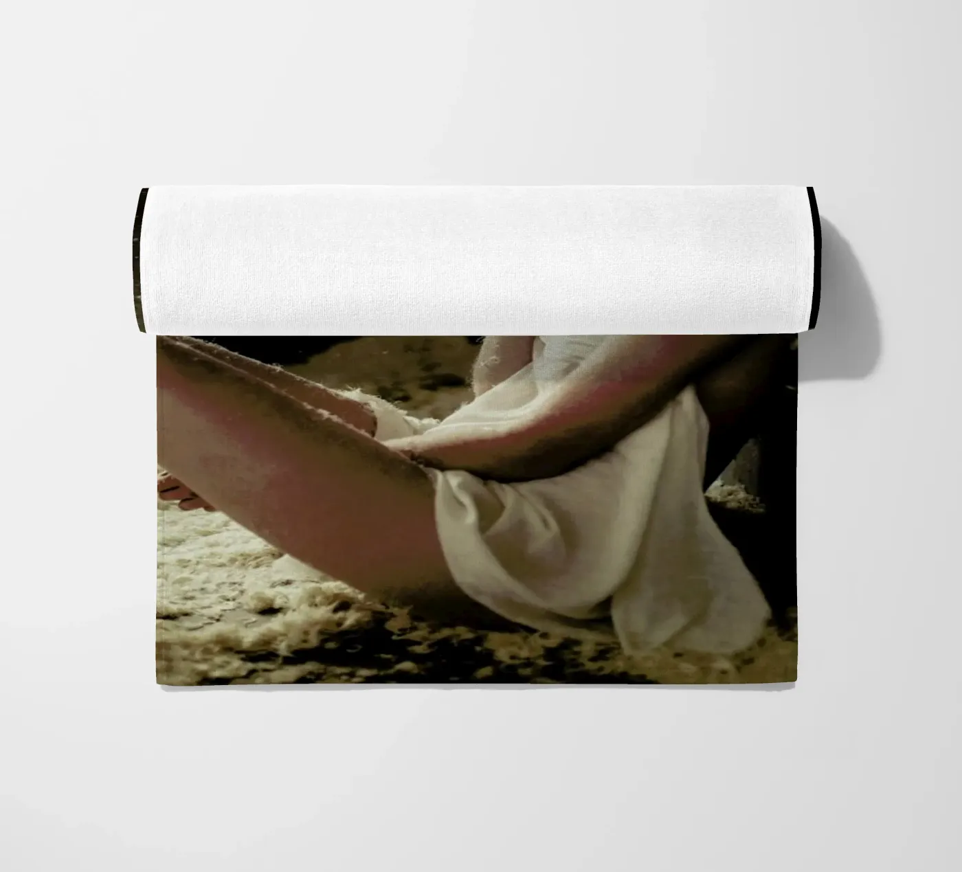 Soft Light Strandtuch von Runway Collective
