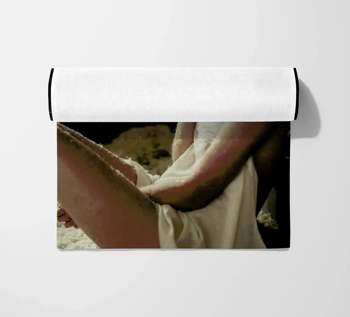 Soft Light Strandtuch von Runway Collective
