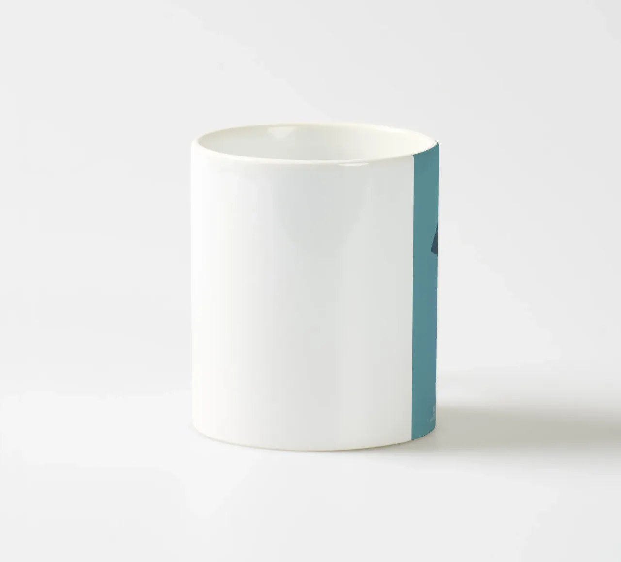Thunderball tazza in ceramica da Bruno Morphet