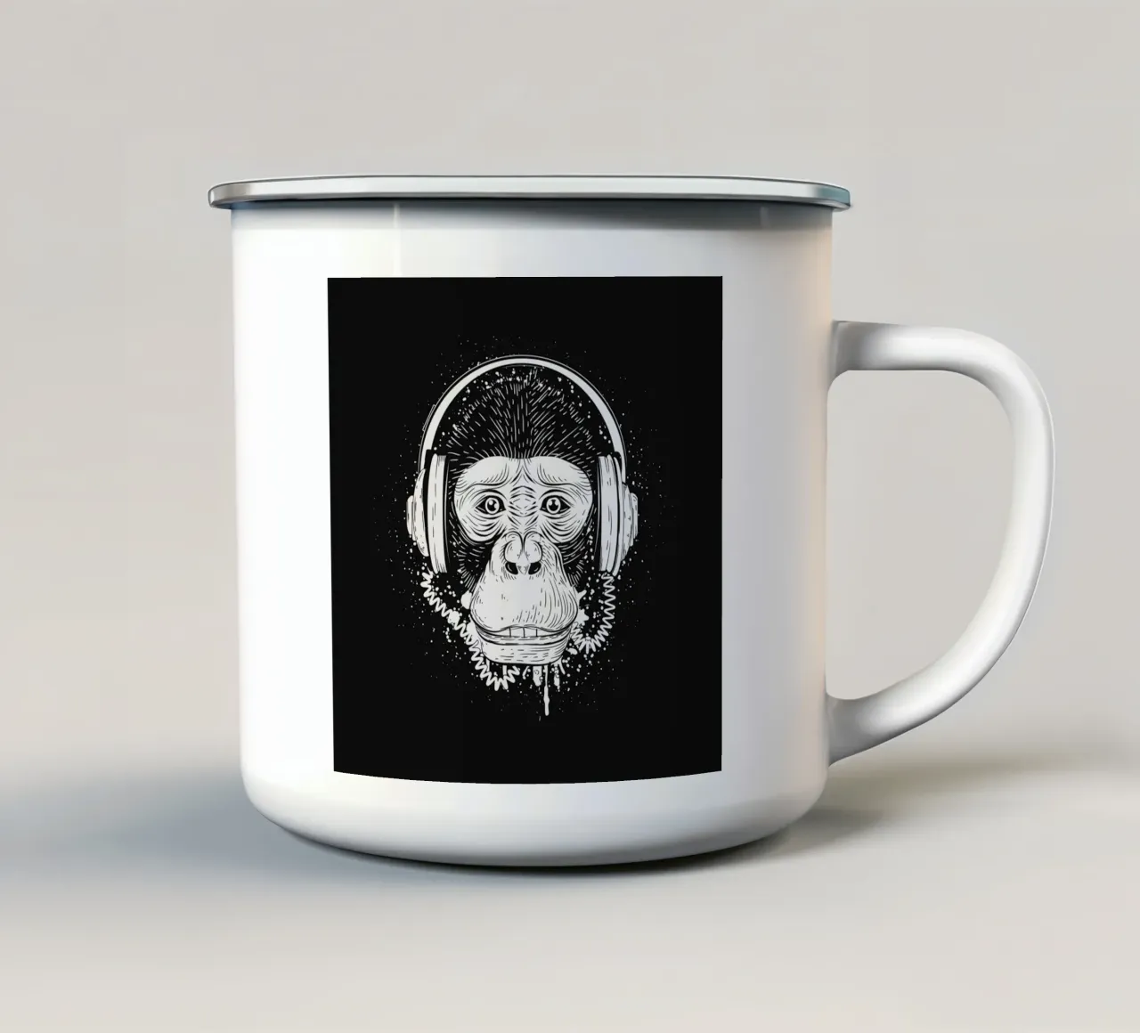 Scimmia cool con cuffie - design urbano in bianco e nero tazza in smalto da NA/MO