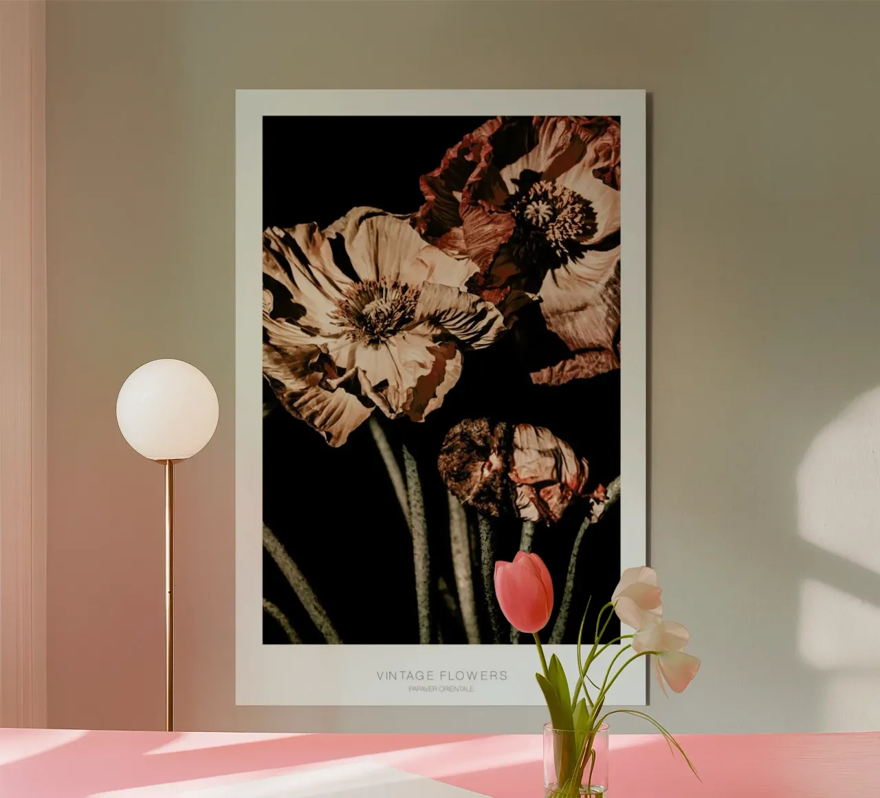Fiori scuri d'annata Papaver Orientalis alluminio dibond da Monika Strigel