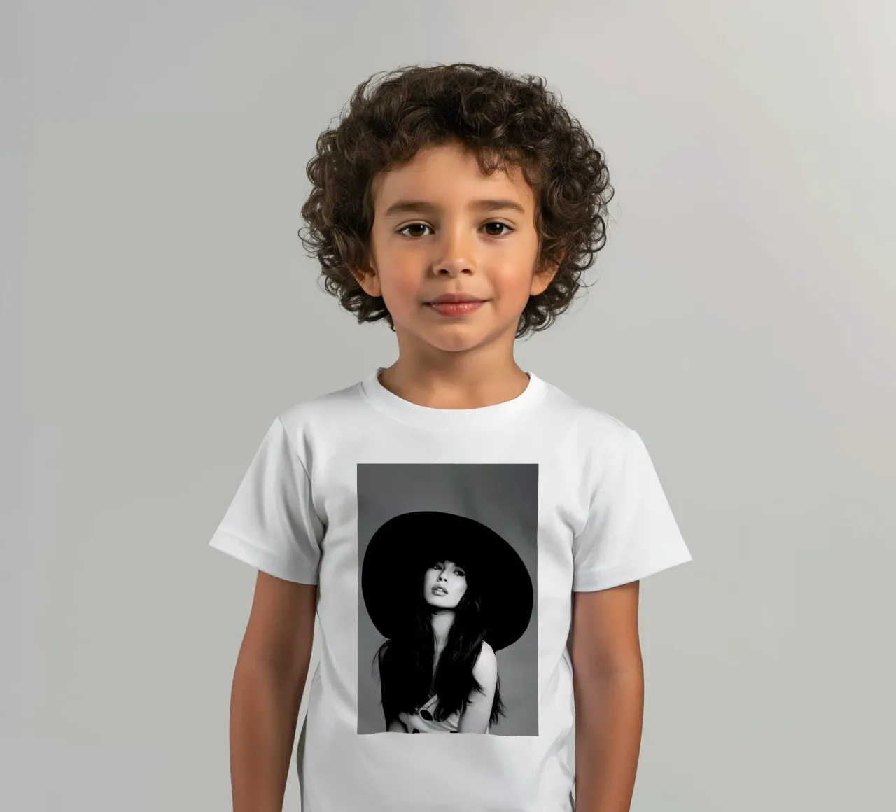 Bella t-shirt bambini da Runway Collective