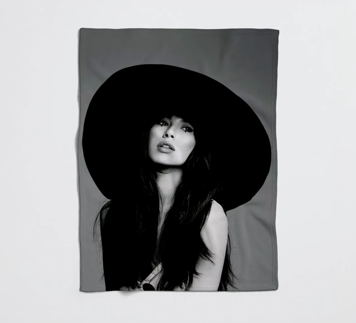 Bella fleecedeken van Runway Collective