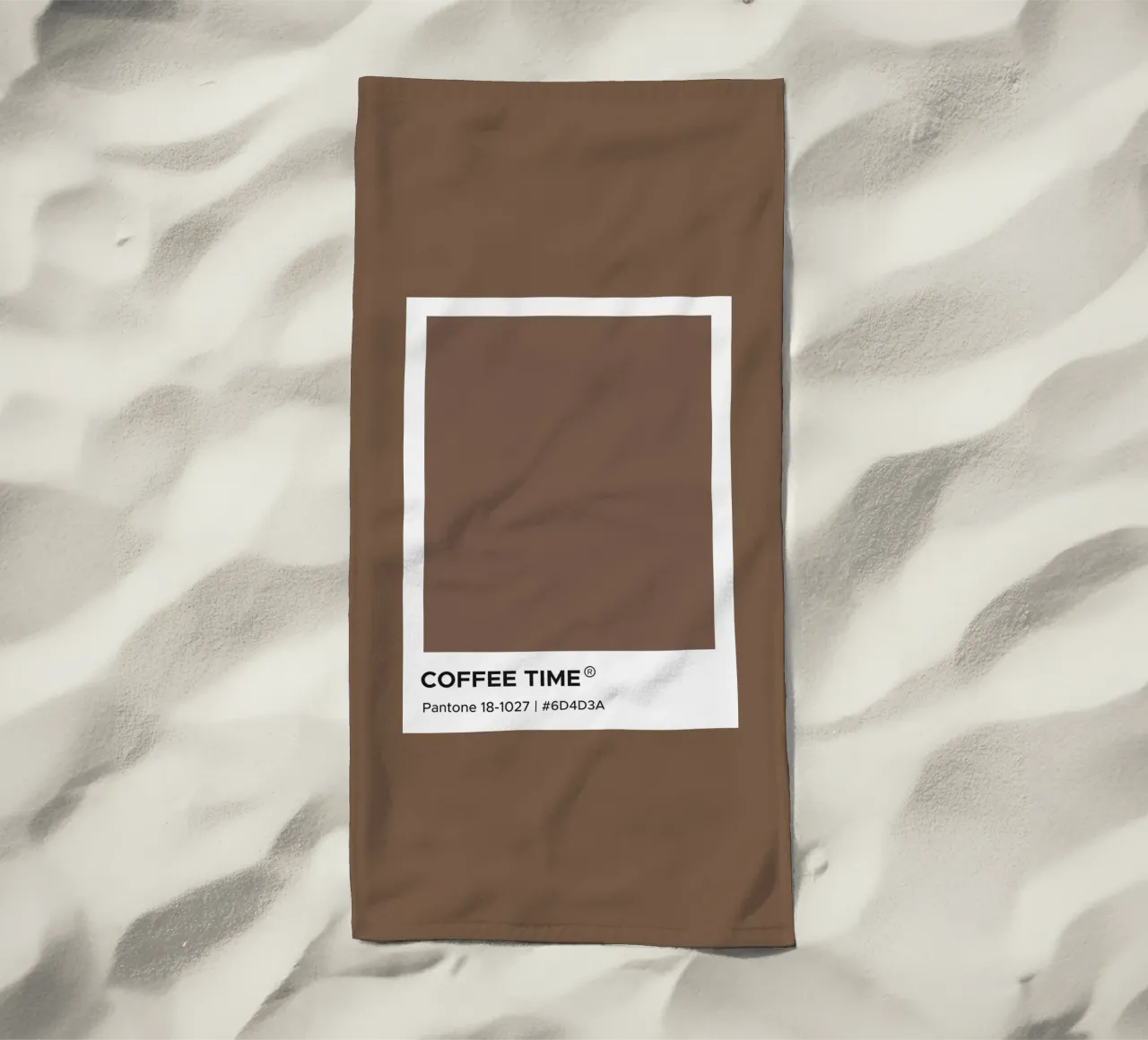 L'ora del caffè Pantone telo mare da Paigaam Studio