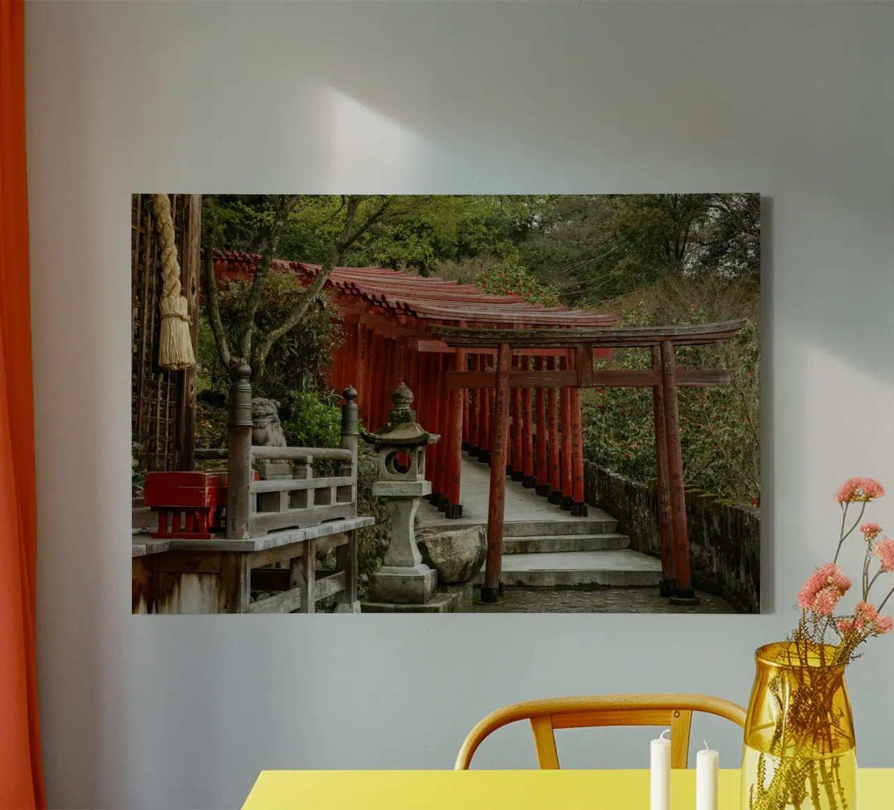 Tempel Torii-Tore - Kyushu, Japan Leinwand von Marcel Bisig
