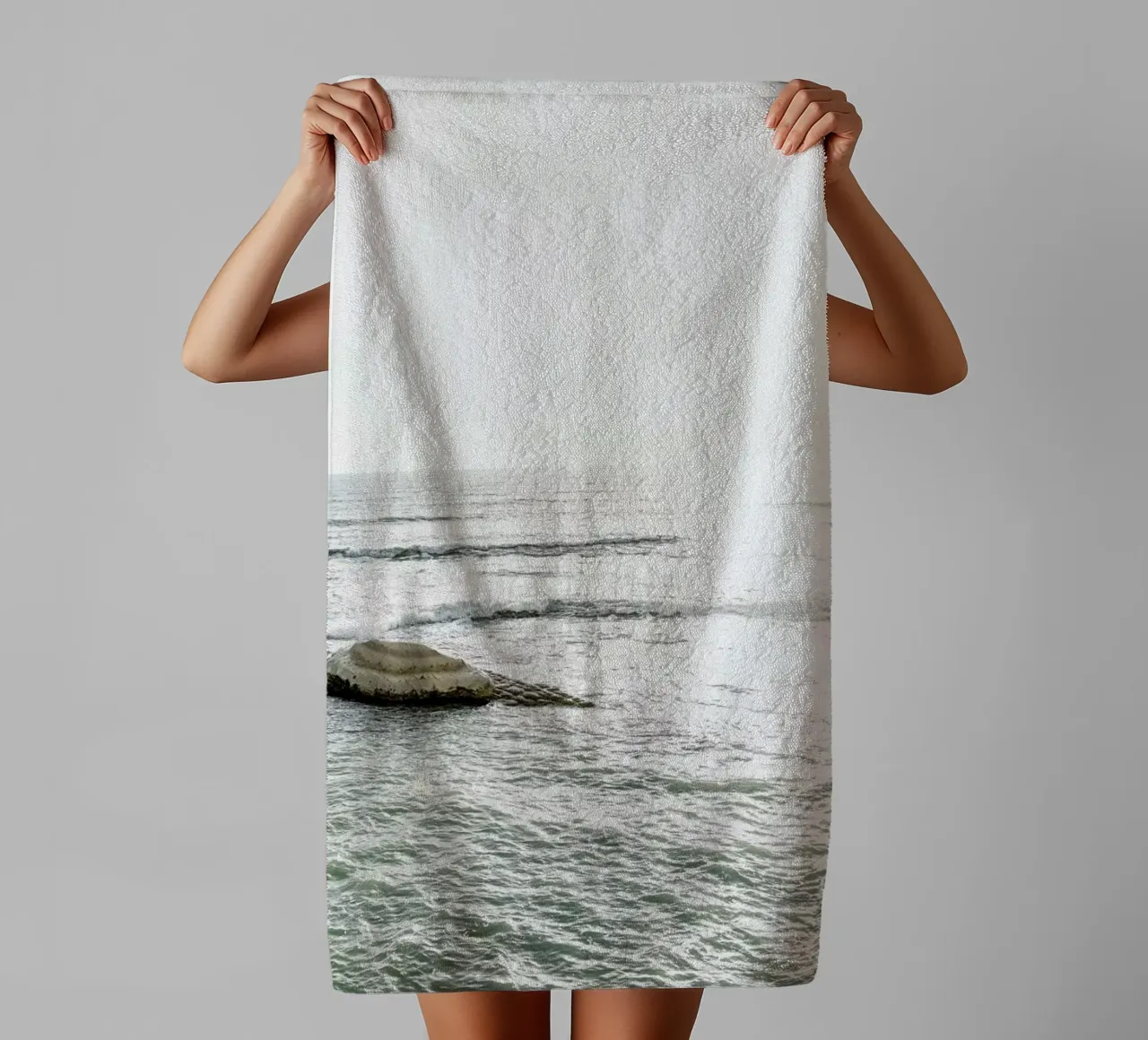 Scala Isle towel by Chris Abatzis