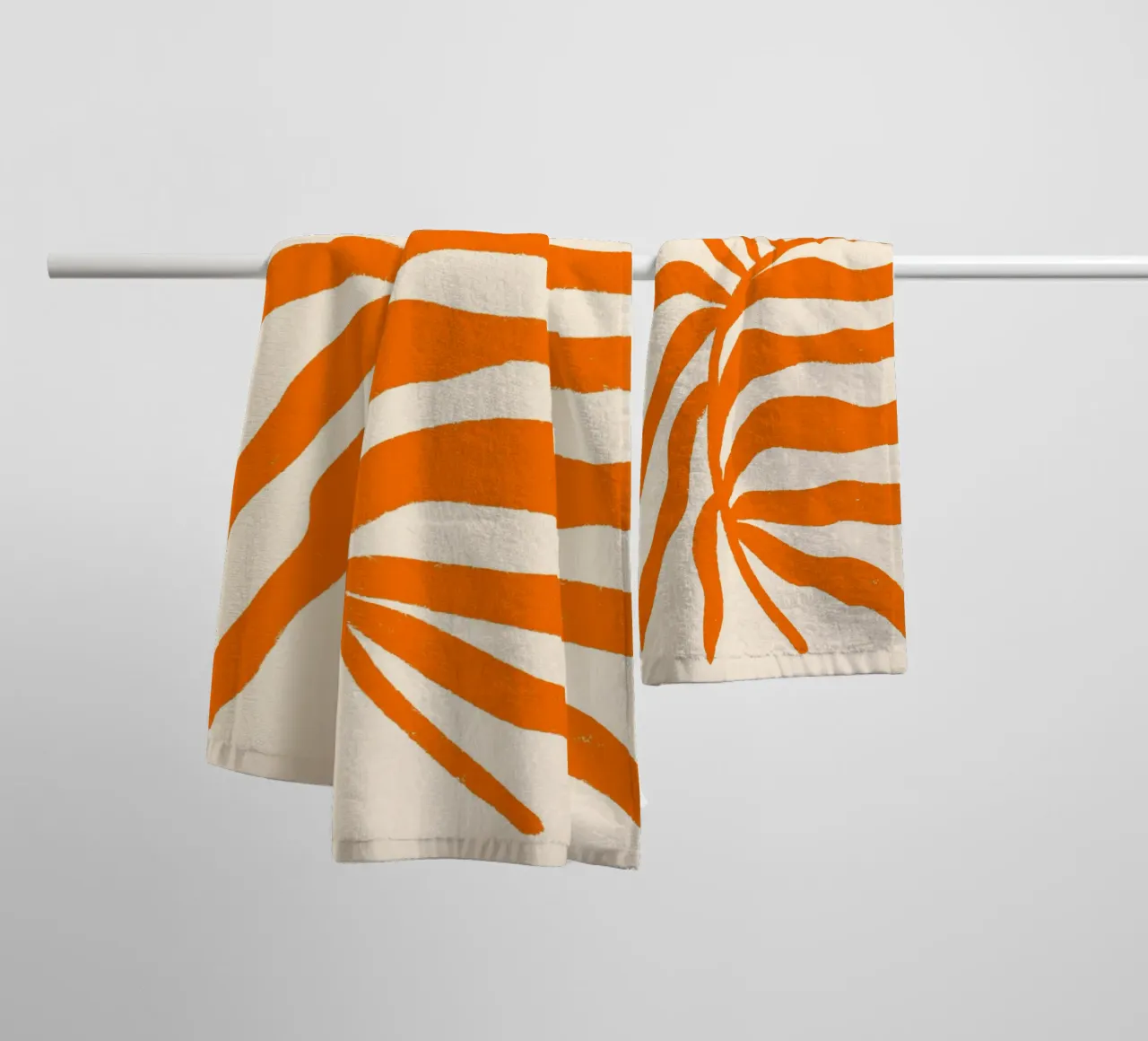Orange Silhouette Strukturierter Zweig 2 Handtuch von Wackapacka