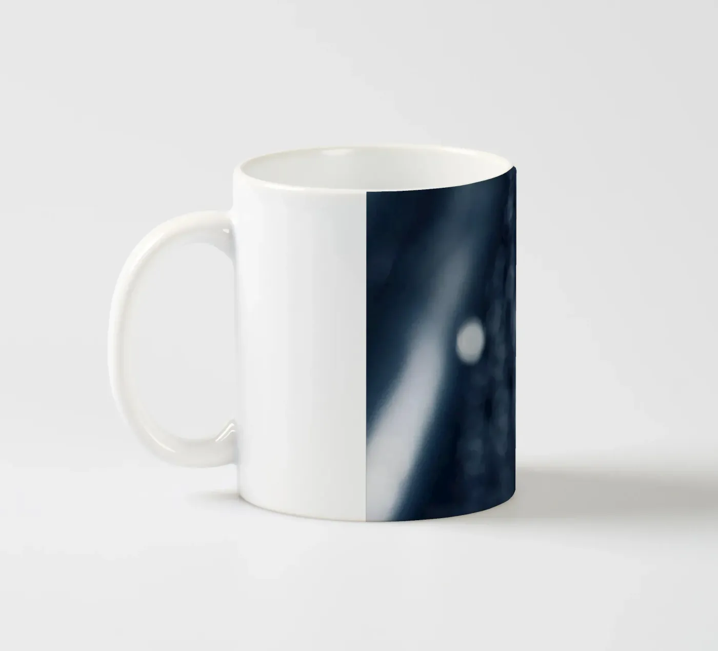 Deep Down mug en céramique de ChiasMata CozMos