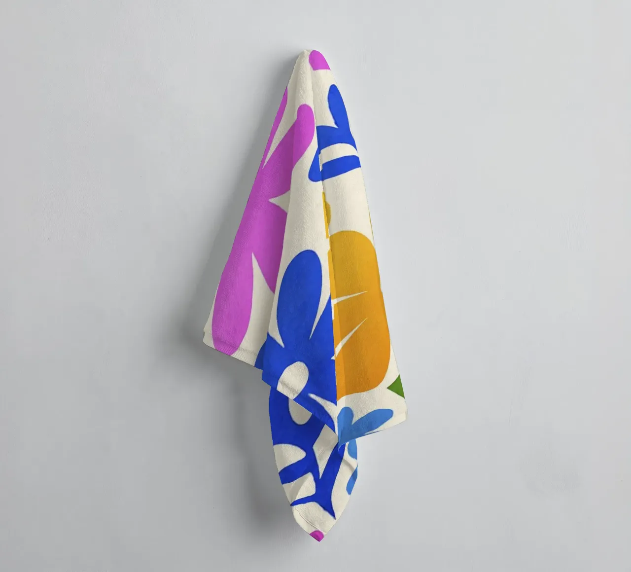 Matisse Groovy Zomerbloementuin badhanddoek van Andrea Haase Modern Home