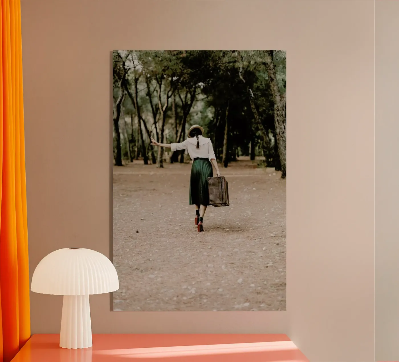 Follow the Road plexiglass da Runway Collective