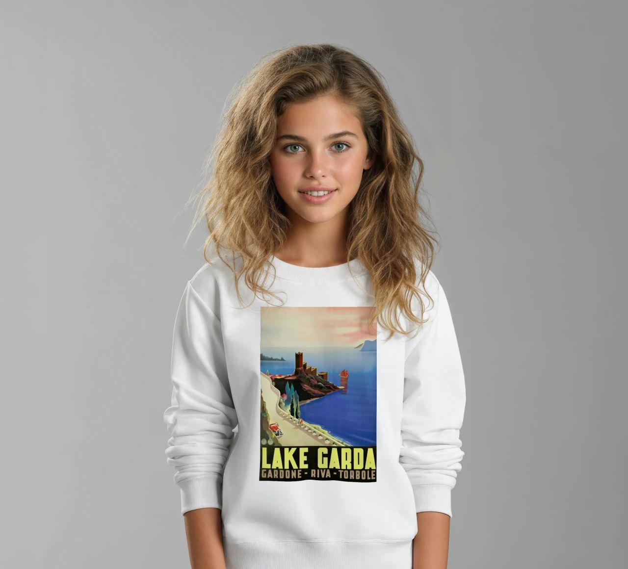 Lake Garda Kinder Sweatshirt von ARTOTHEK