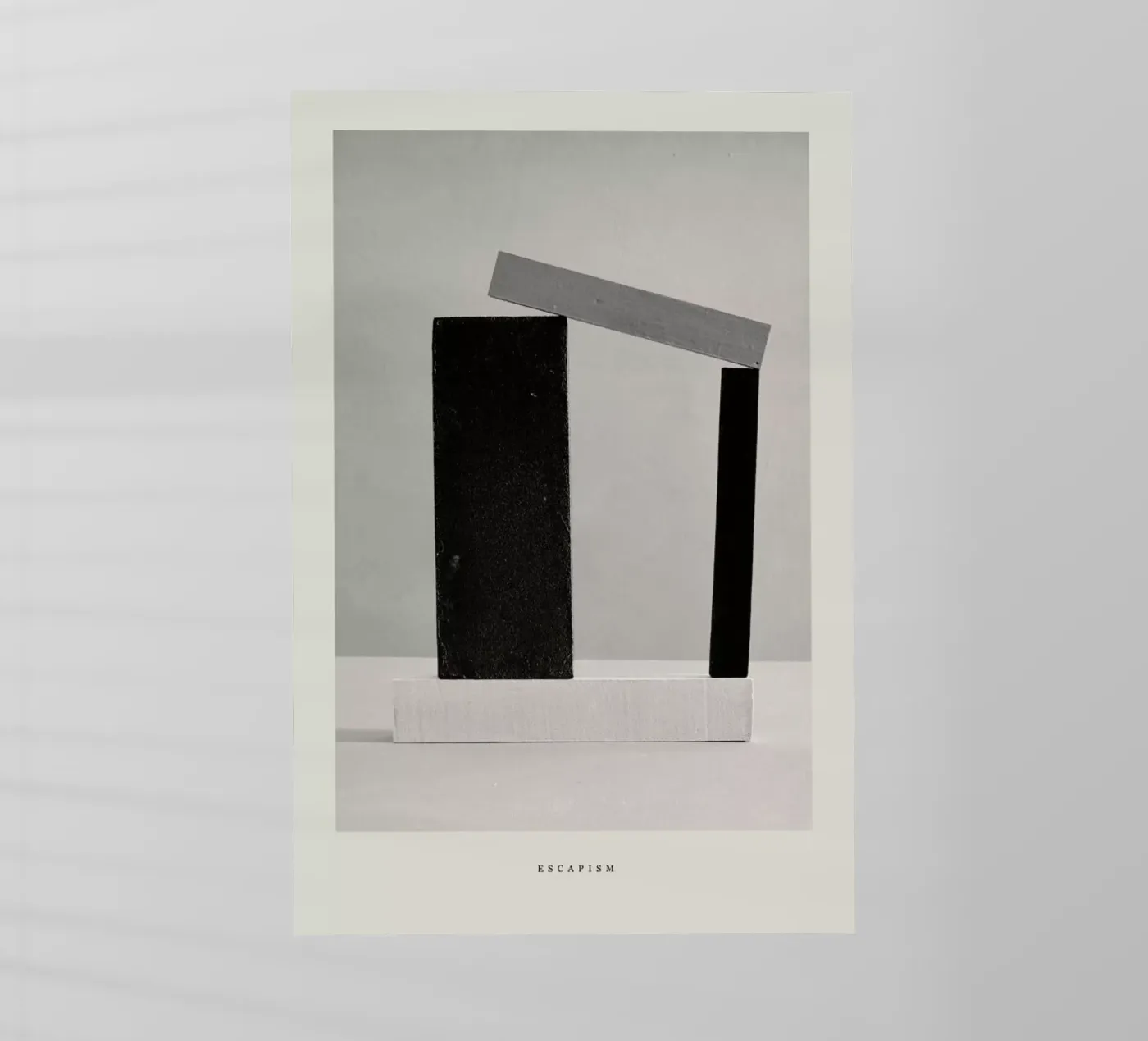 Escapism pellicola backlit da Graphite