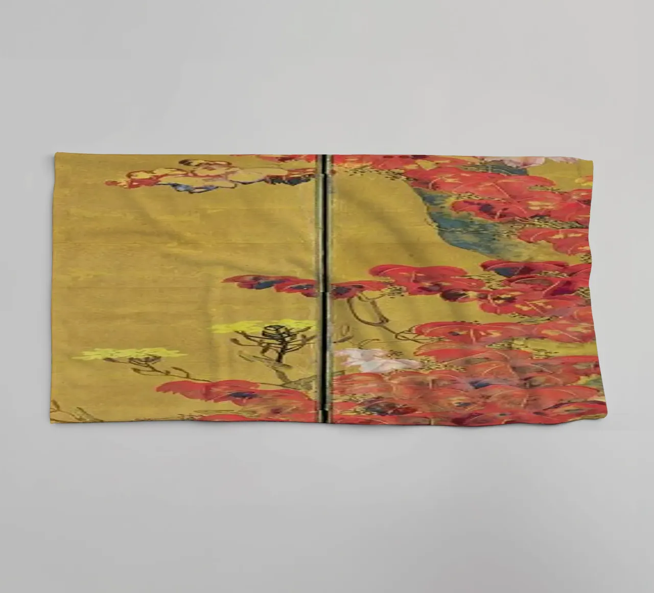 Autumn Flowers and Tree Trunk asciugamano da bagno da ARTOTHEK