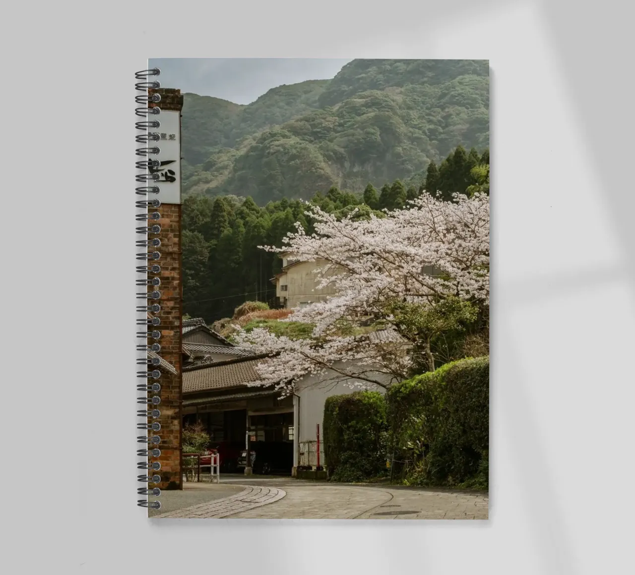 Okawachiyama-Kirschblüten - Kyushu, Japan Ringbuch von Marcel Bisig