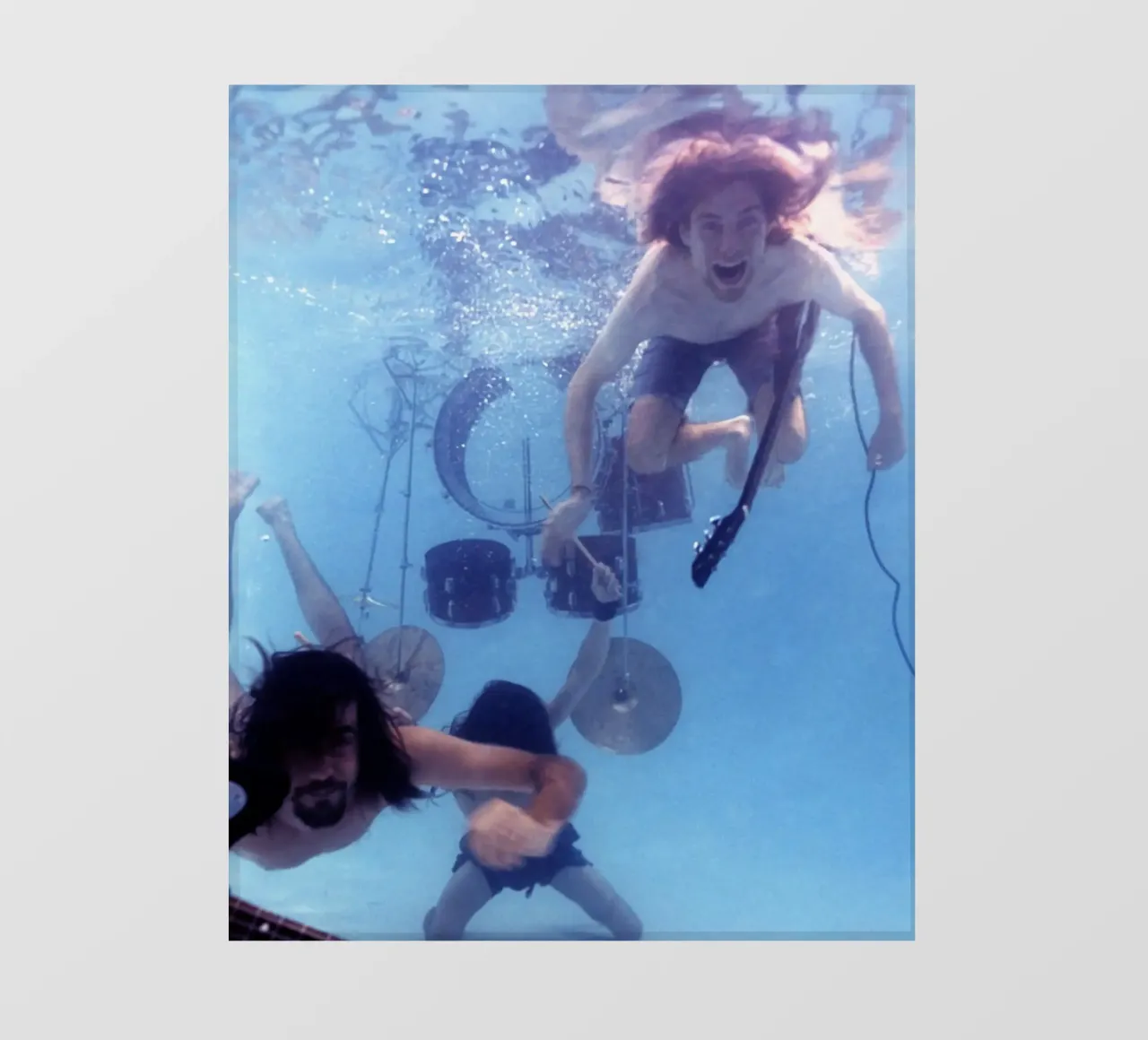 Nirvana sott'acqua pellicola backlit da HUMMERSONIC