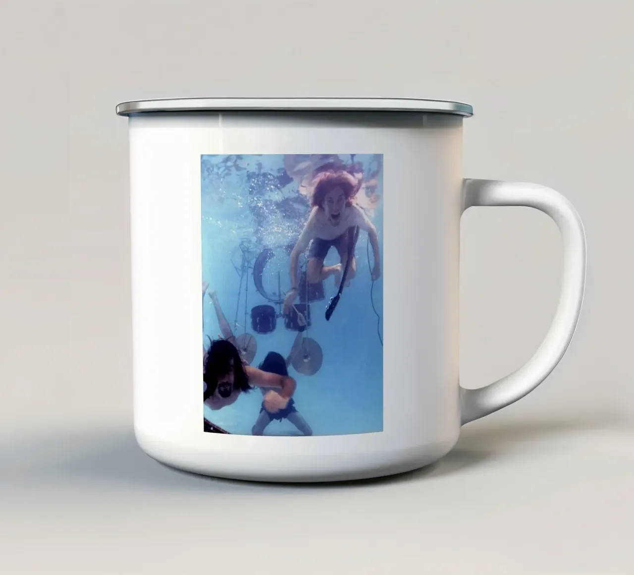 Nirvana sott'acqua tazza in smalto da HUMMERSONIC