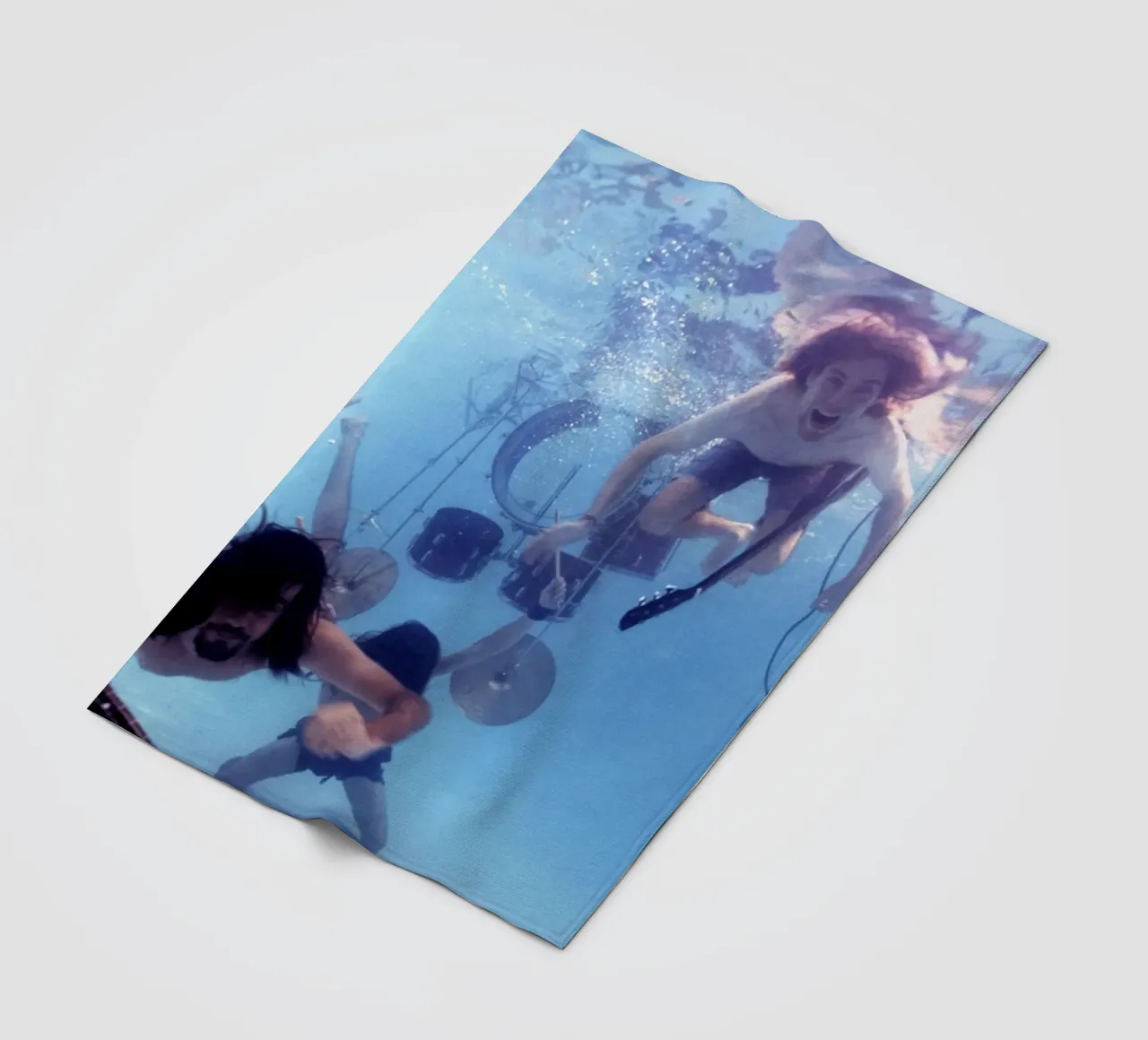 Nirvana sott'acqua coperta in pile da HUMMERSONIC