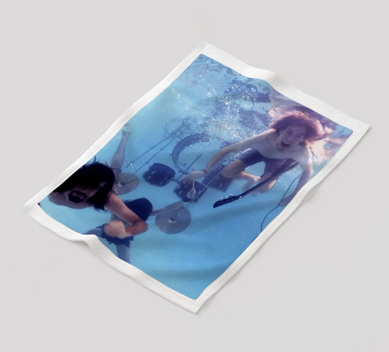 Nirvana sott'acqua coperta in pile da HUMMERSONIC