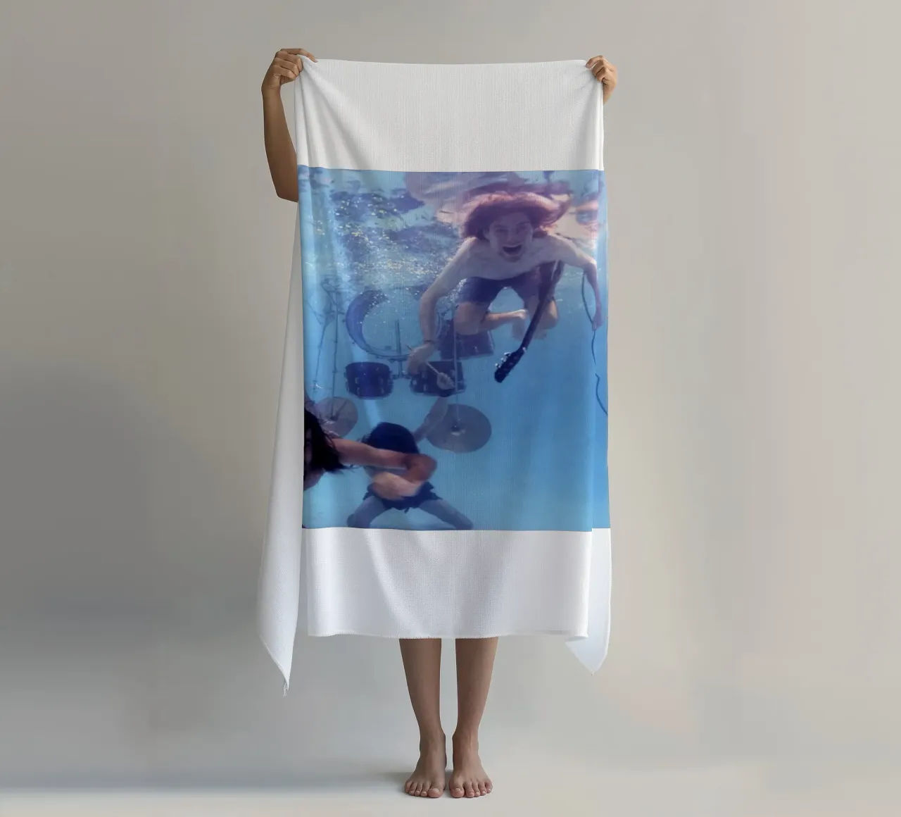 Nirvana sott'acqua telo mare da HUMMERSONIC