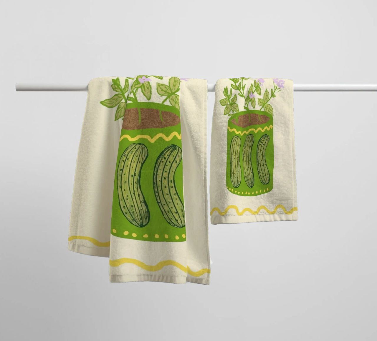 Gurke & Oregano towel by Studio Dolci
