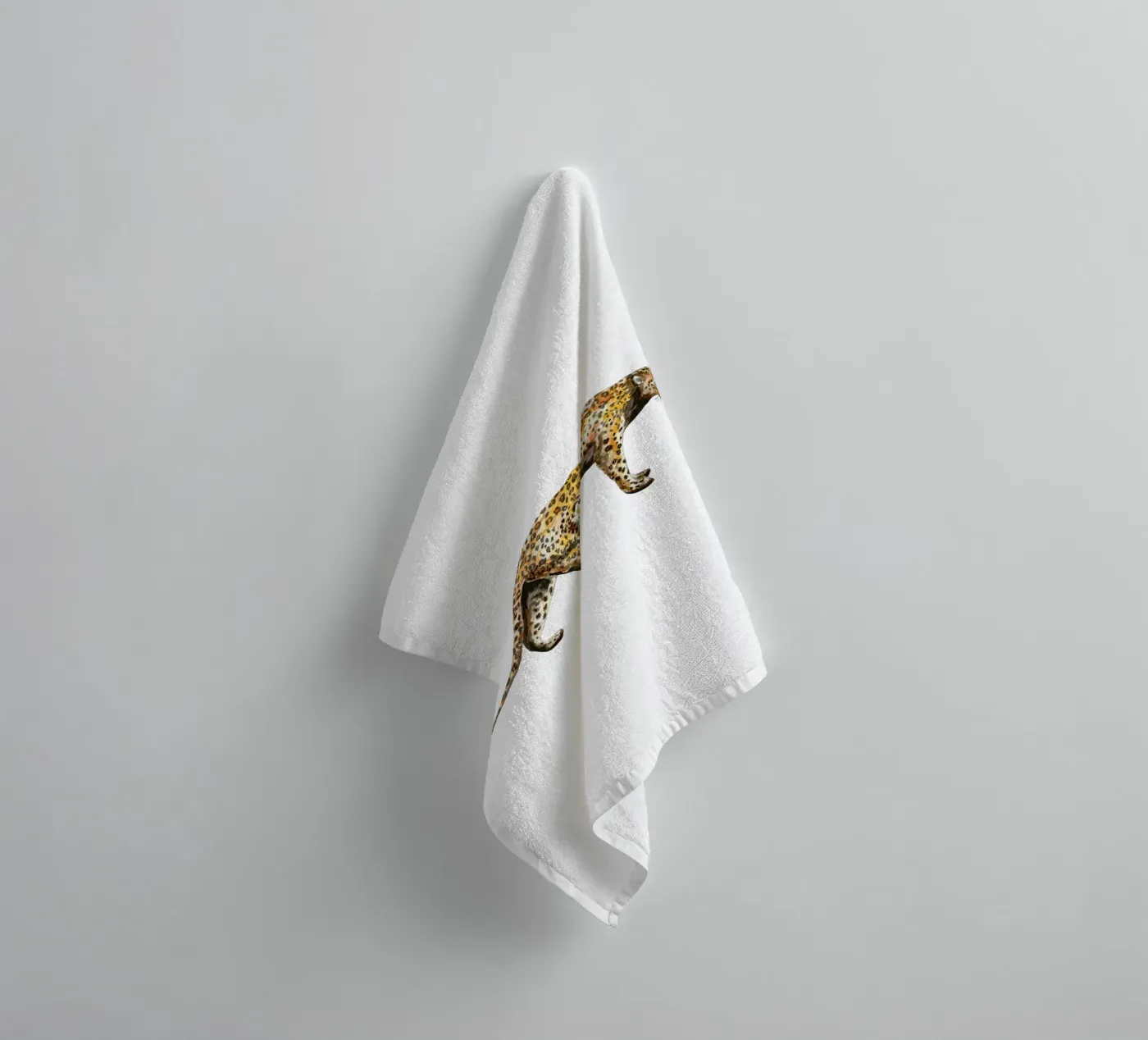 Leopard towel by Femke Zwaan