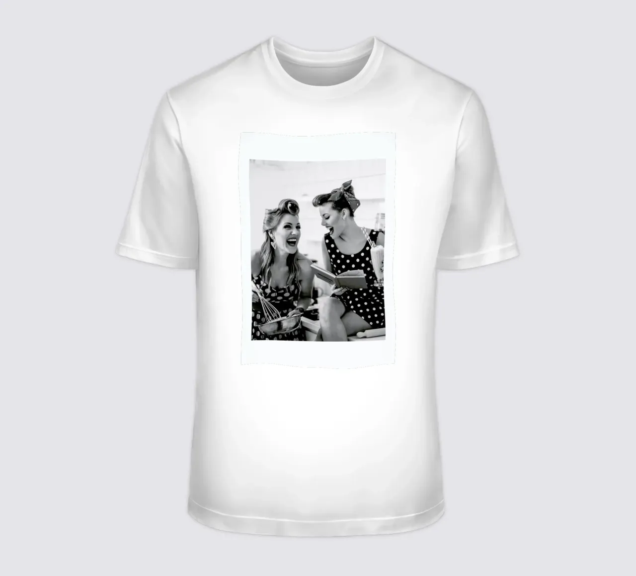 Polka Dots II t-shirt da Runway Collective