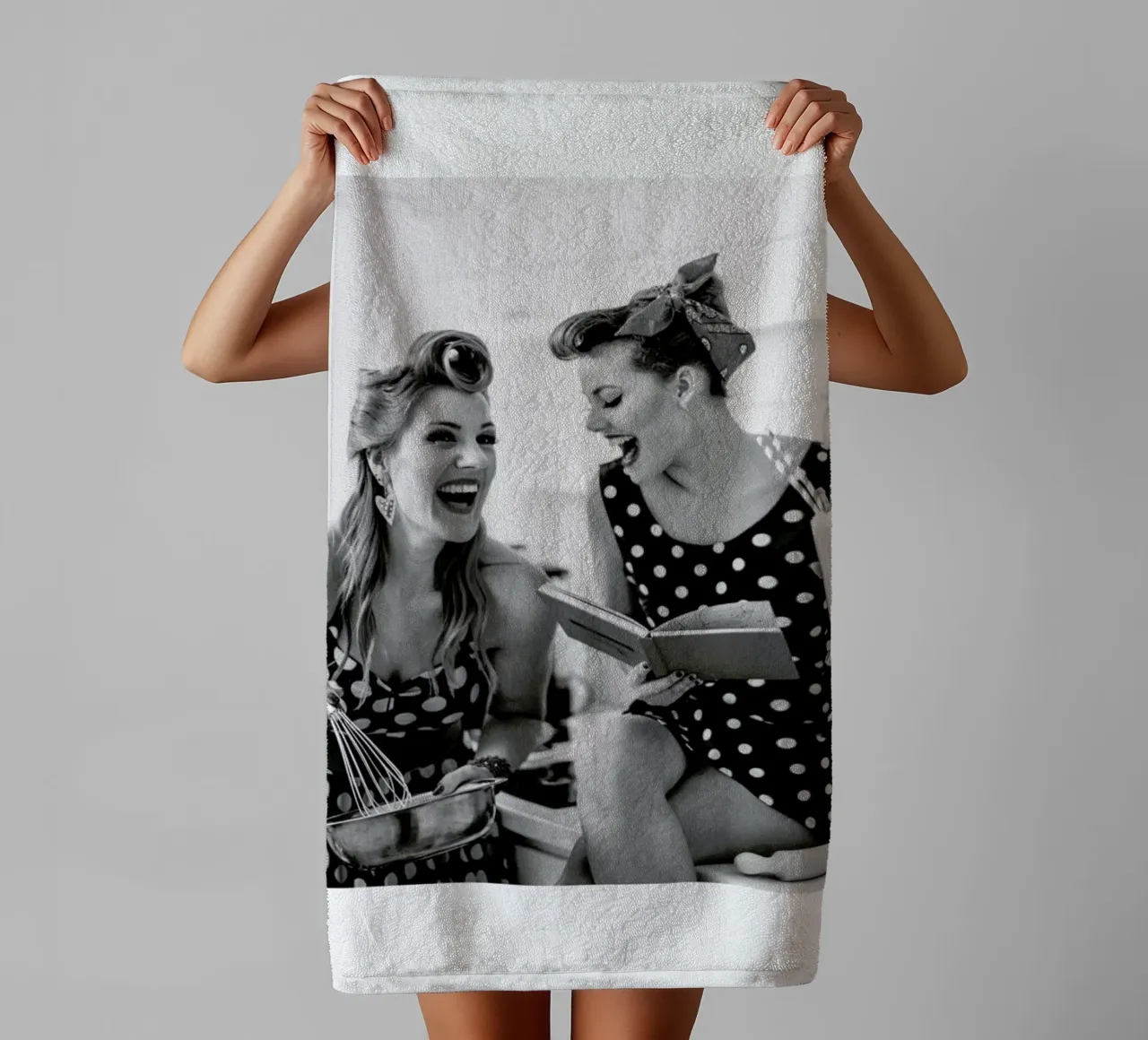Polka Dots II asciugamano da bagno da Runway Collective