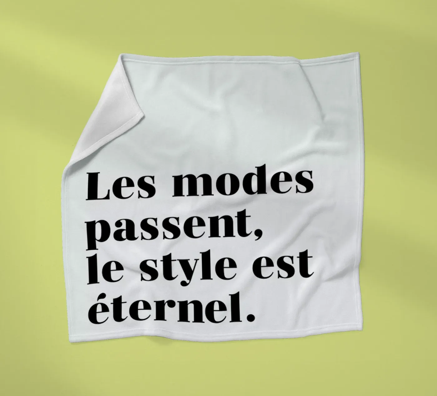 Style éternel fleece blanket by typed