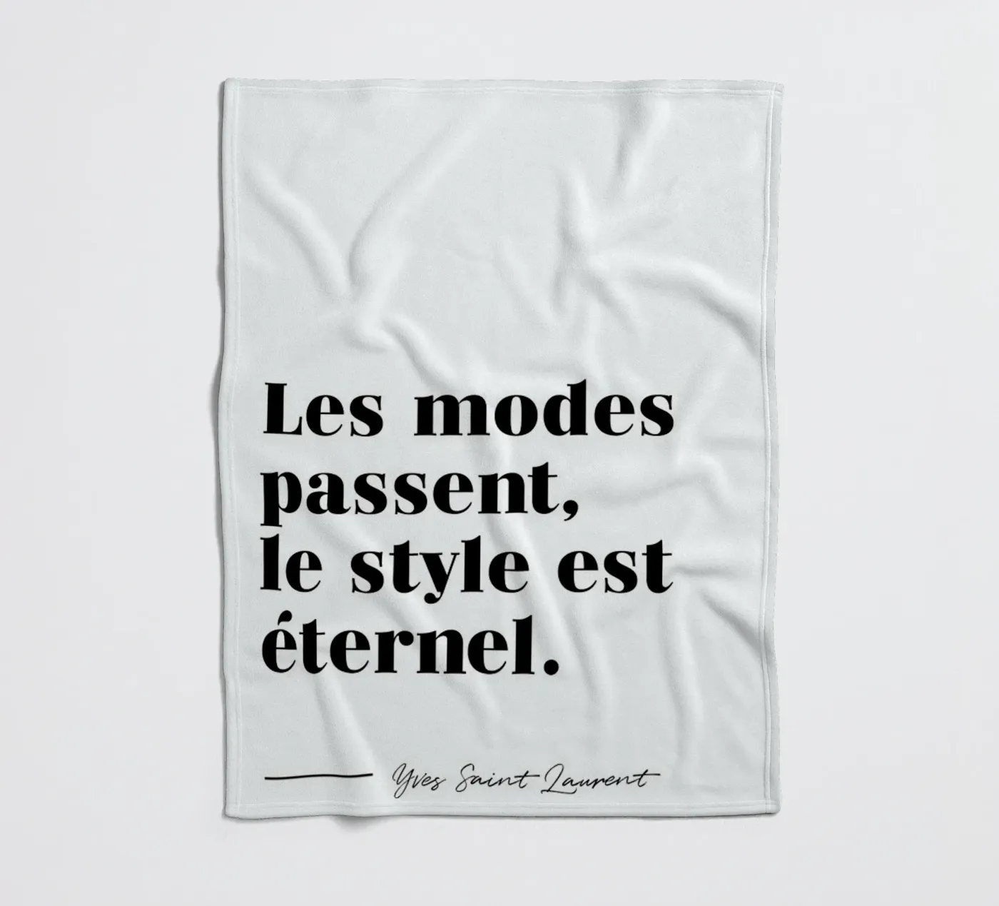 Style éternel fleece blanket by typed