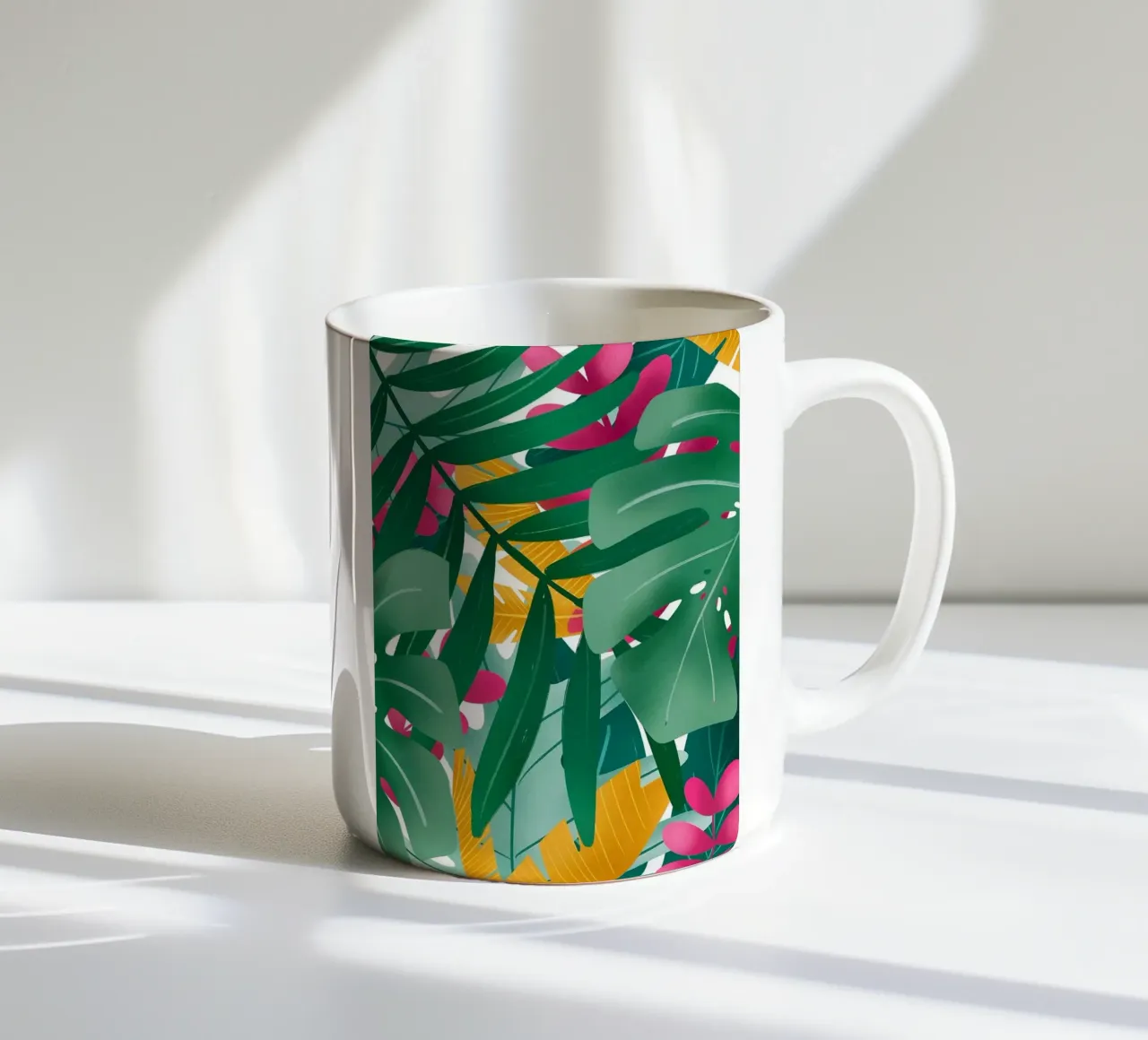 Abstracte botanische kunst keramische mok van Abstract Botanical Art