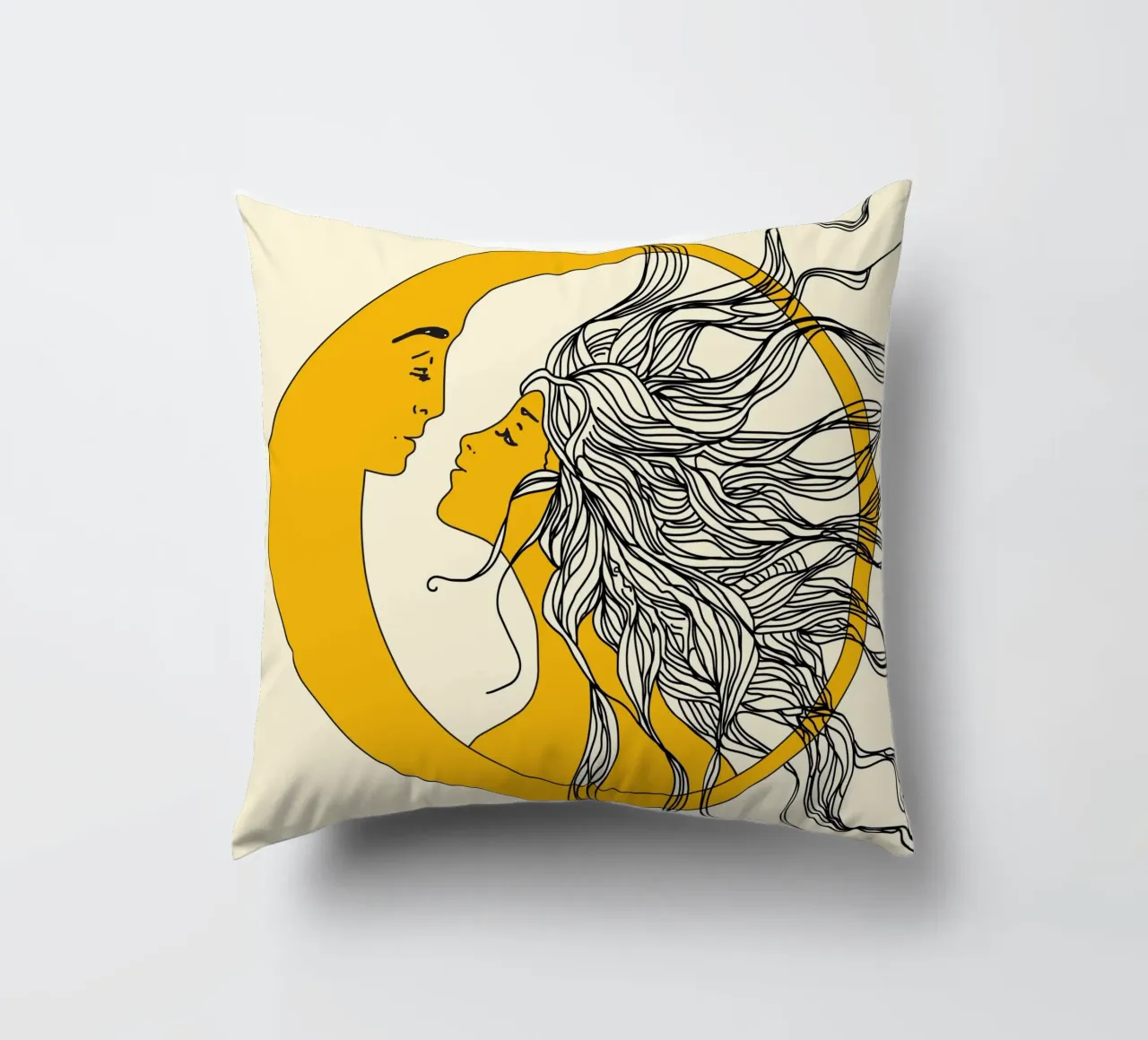 Sun and Moon cuscino da Nadjaa
