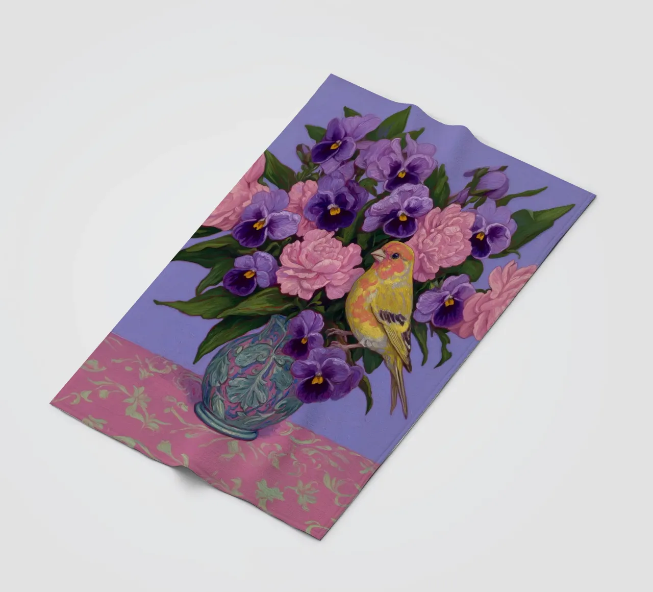 Viole in fiore con uccelli coperta in pile da Carinaprint