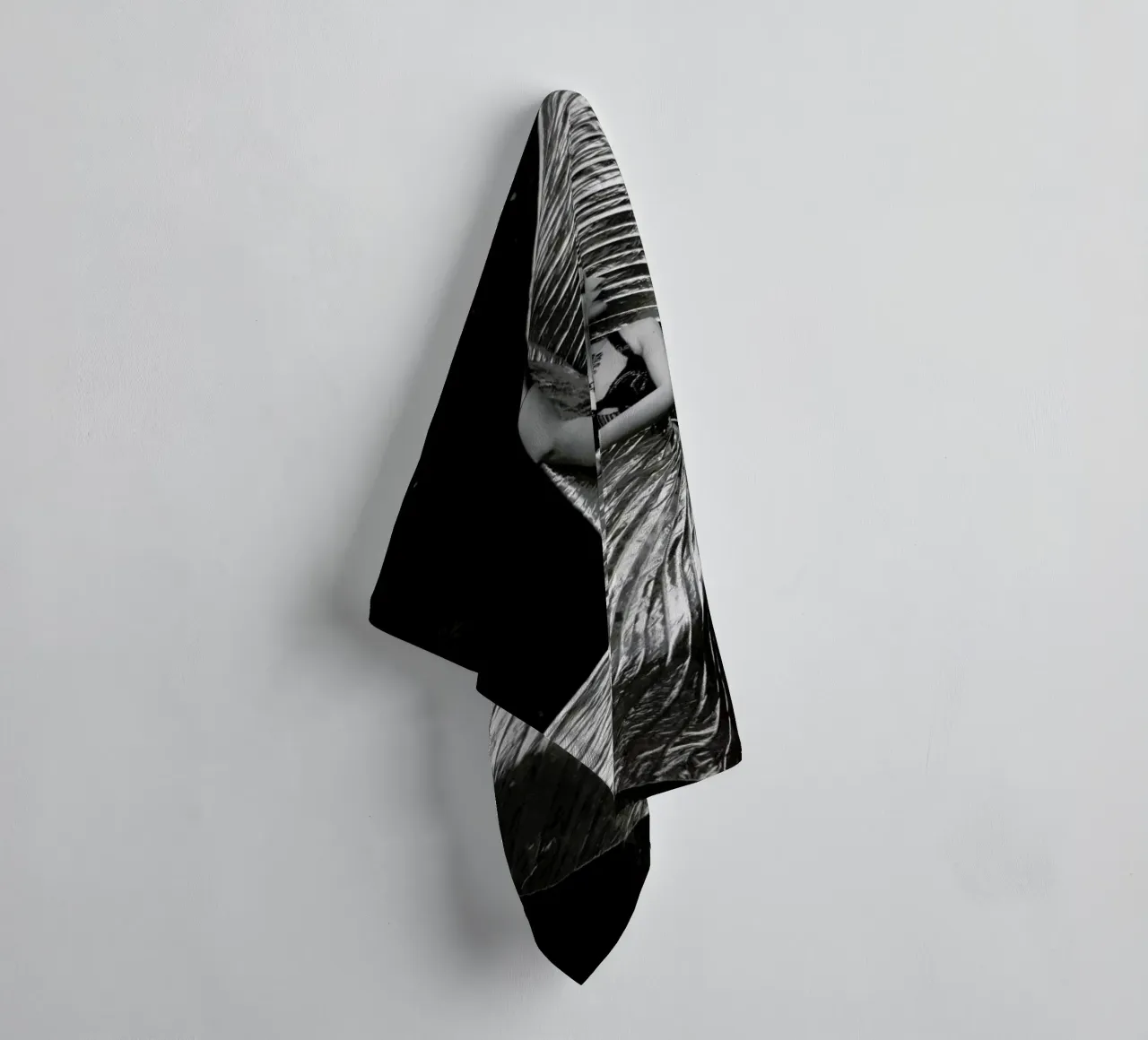Gold Wrapped asciugamano da bagno da Runway Collective