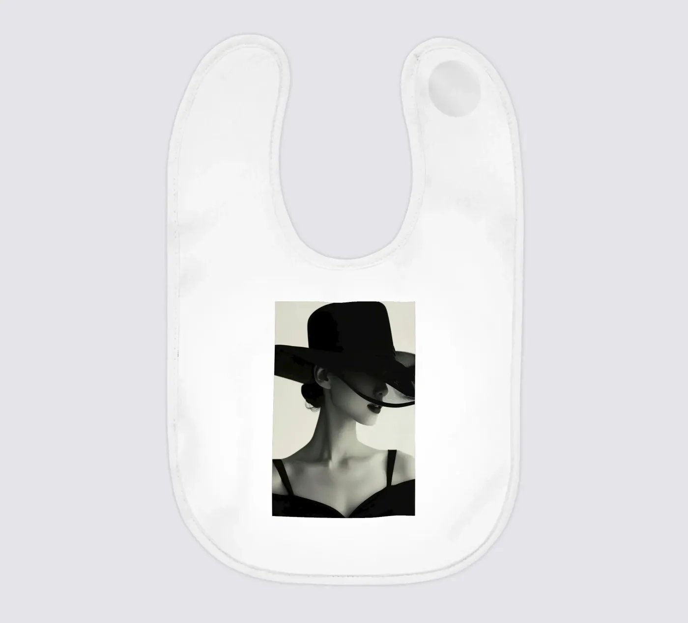 Donne e cappello nero bavaglino da Lorraine Mooore