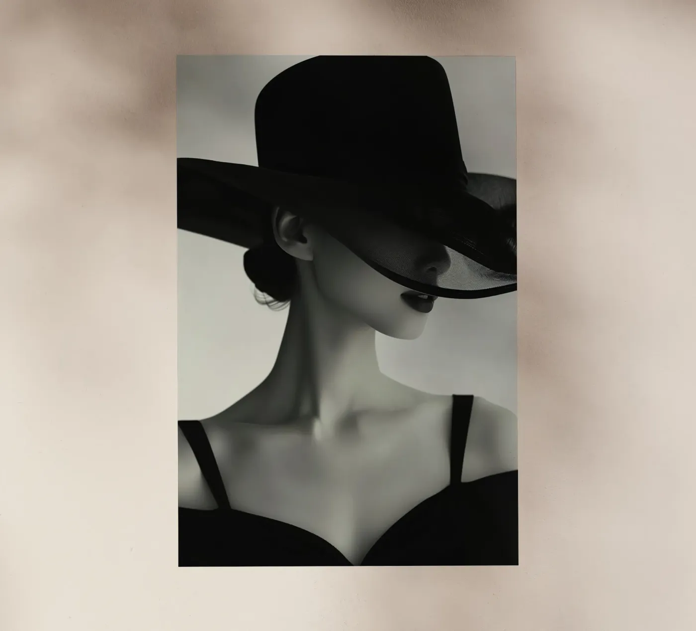 Donne e cappello nero pellicola backlit da Lorraine Mooore
