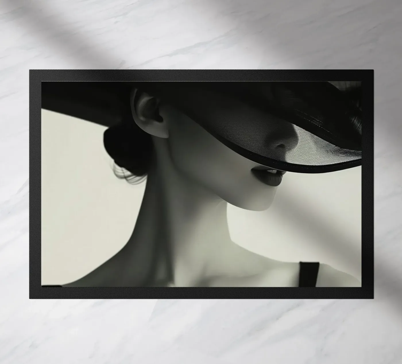 Donne e cappello nero zerbino da Lorraine Mooore