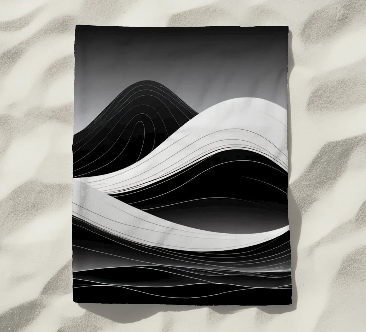 Dynamische schwarze und weiße Wellen, die eine abstrakte Landschaft bilden Strandtuch von DesignDoodle