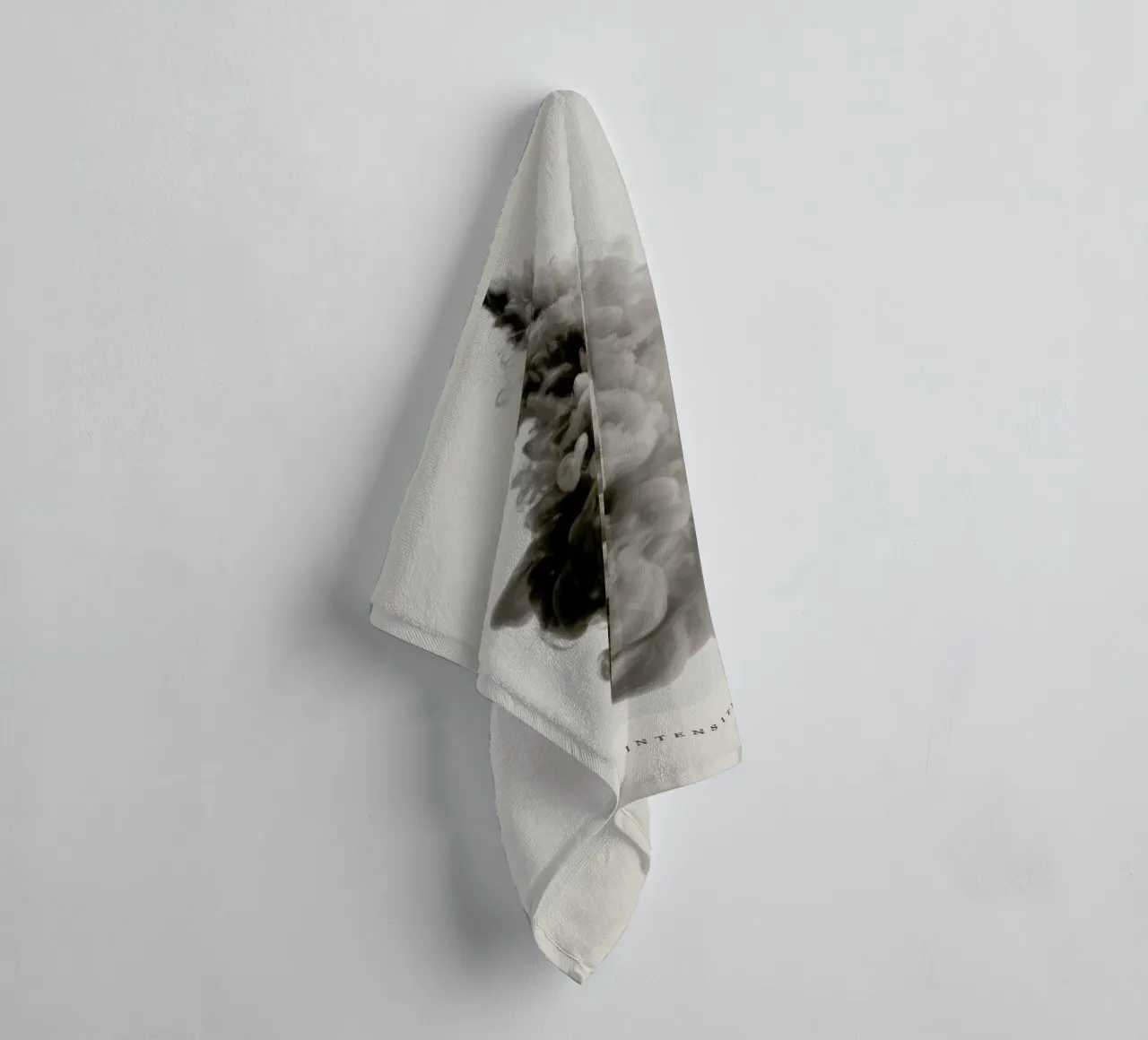 Intensity badhanddoek van Graphite
