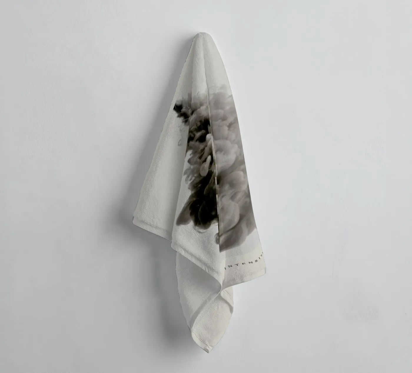 Intensity badhanddoek van Graphite