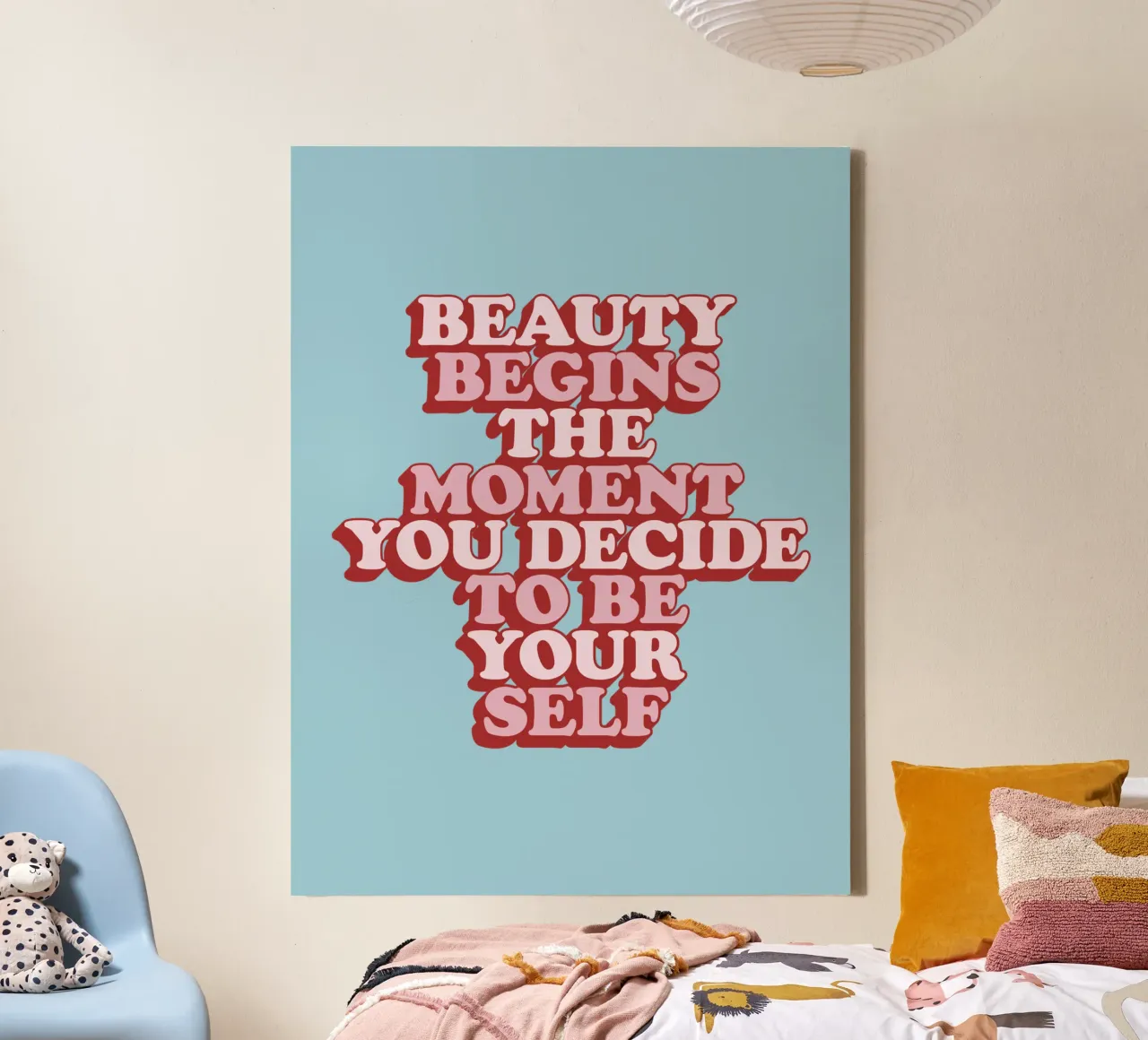 Schönheit beginnt in dem Moment, in dem du dich entscheidest, du selbst zu sein Print Leinwand mit Schattenfugenrahmen von THE MOTIVATED TYPE