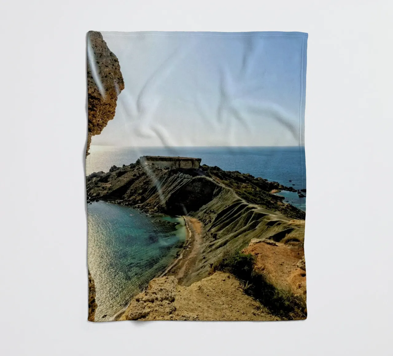 Magical Malta Vulcanic Mountain coperta in pile da Curious Collections by Marielle Leenders