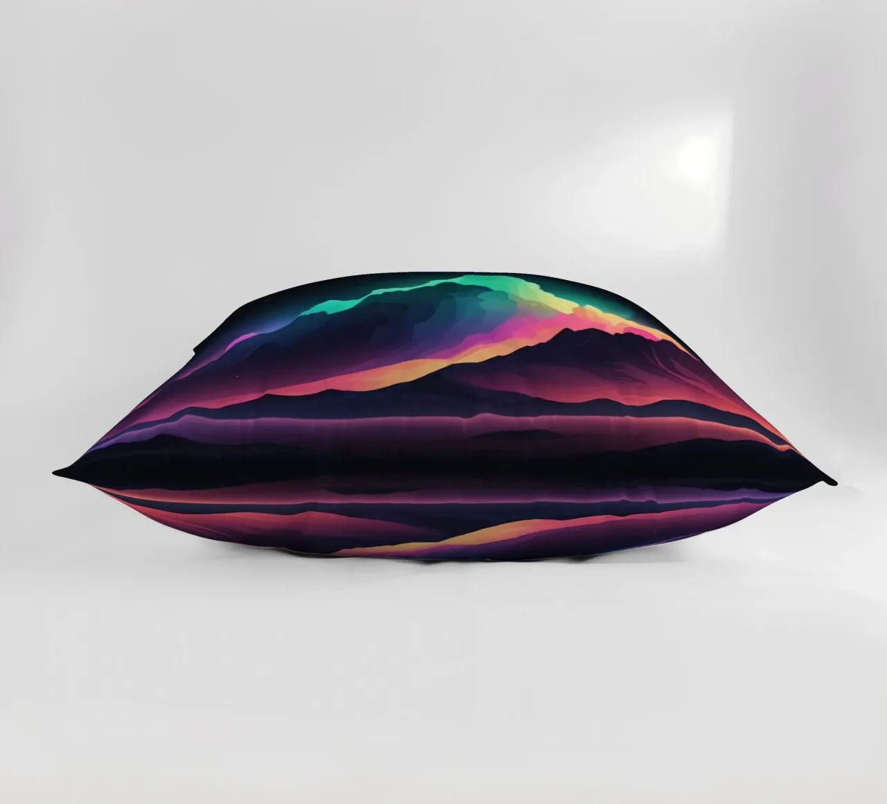 Vibrante paesaggio montano al crepuscolo con cime colorate cuscino da DesignDoodle