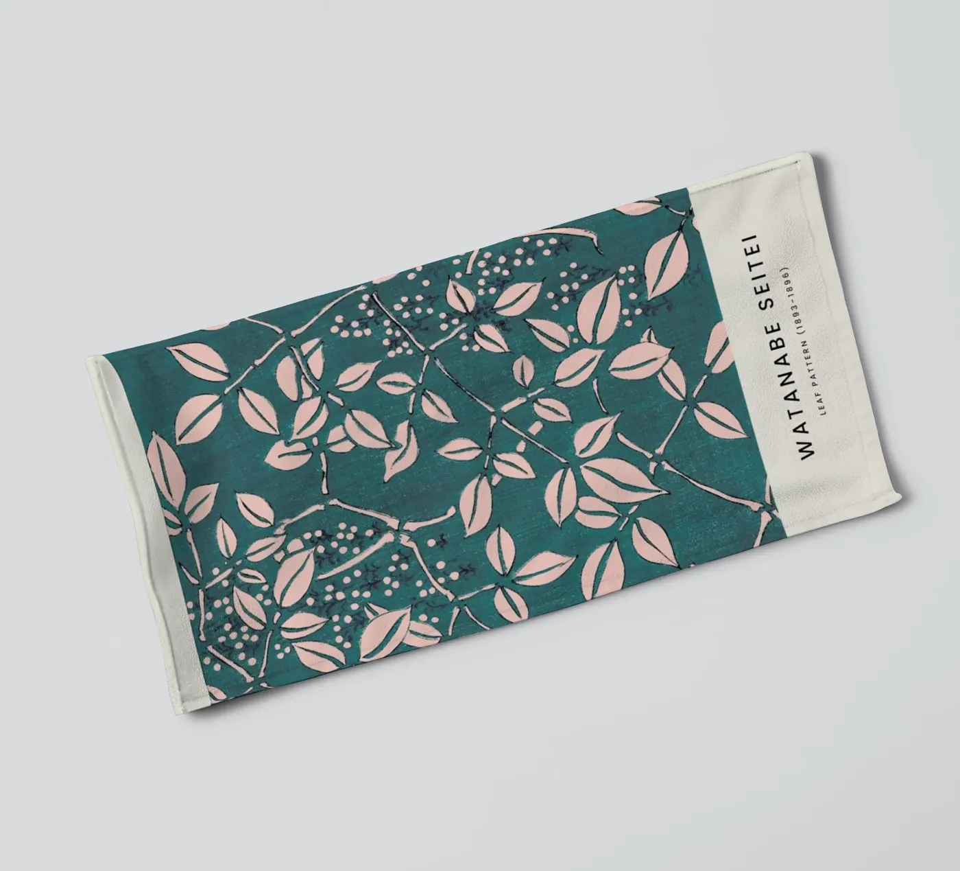 Seitei - Leaf Pattern Handtuch von Vintage by JUNIQE