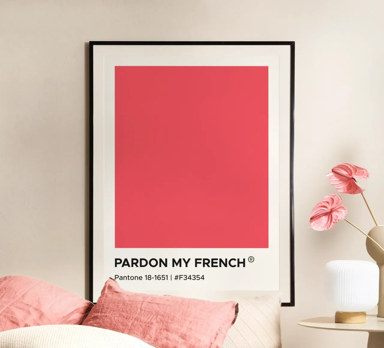 Pardon My French Pantone poster con telaio in legno da Paigaam Studio