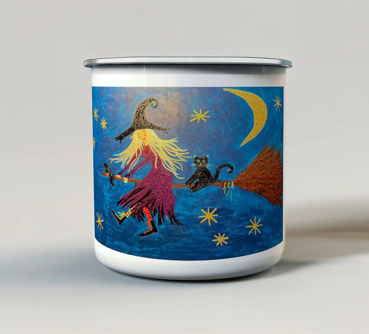 La piccola strega tazza in smalto da irenissima