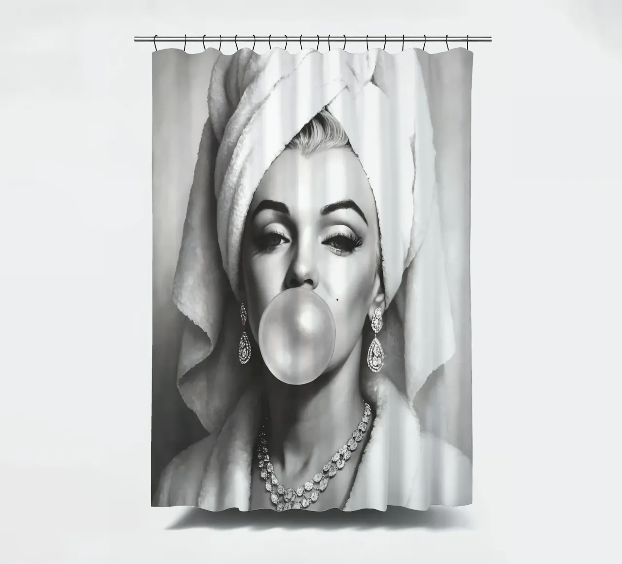 Marilyn Monroe Bubble Gum in bianco e nero tenda da doccia da ARTOMATIC