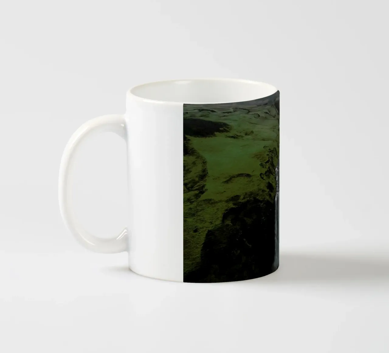 The Fall @ONEINCHPUNCH tazza in ceramica da EyeEm Mobile GmbH
