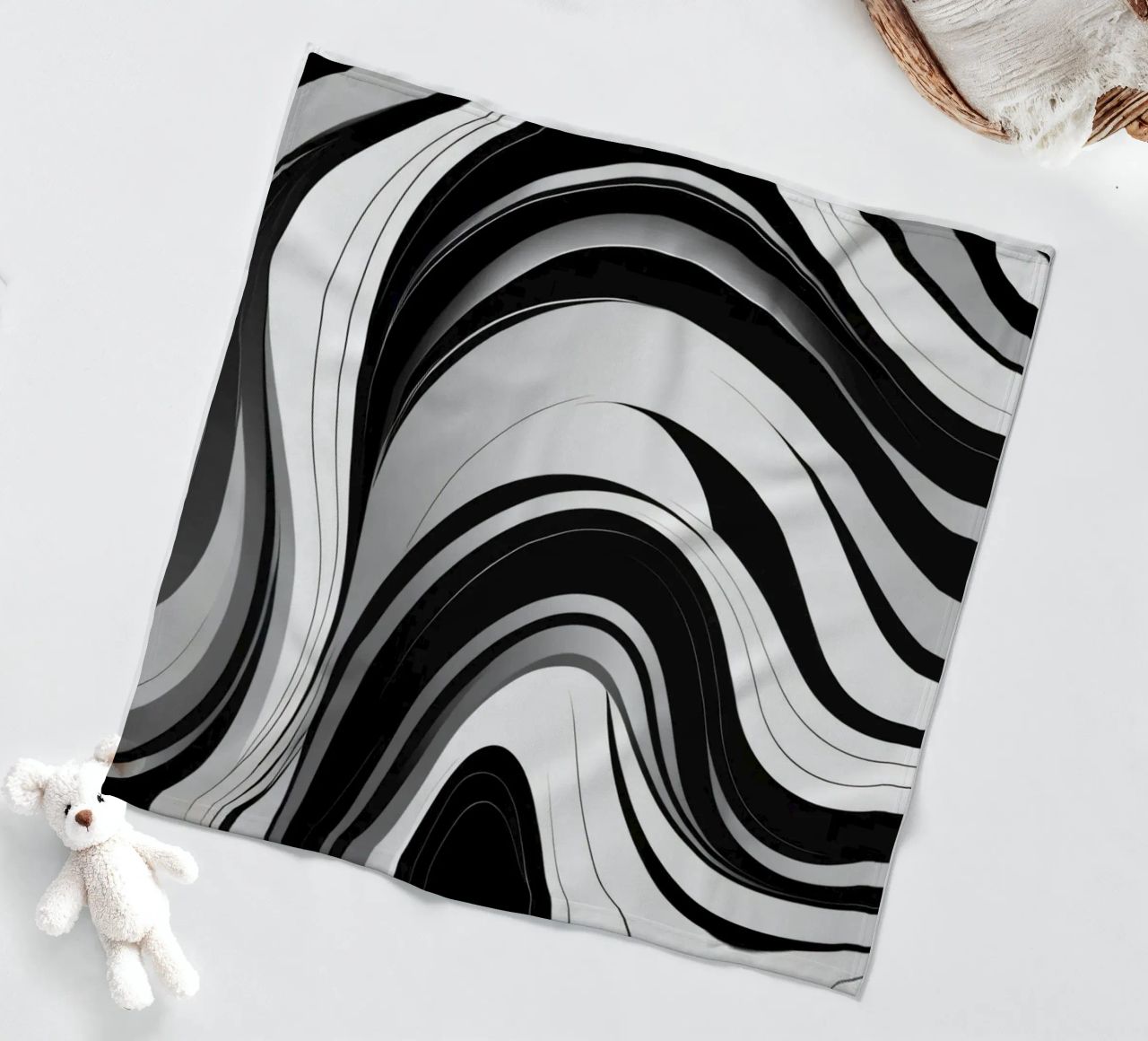 Vorticoso disegno astratto in bianco e nero con linee dinamiche coperta in pile da DesignDoodle