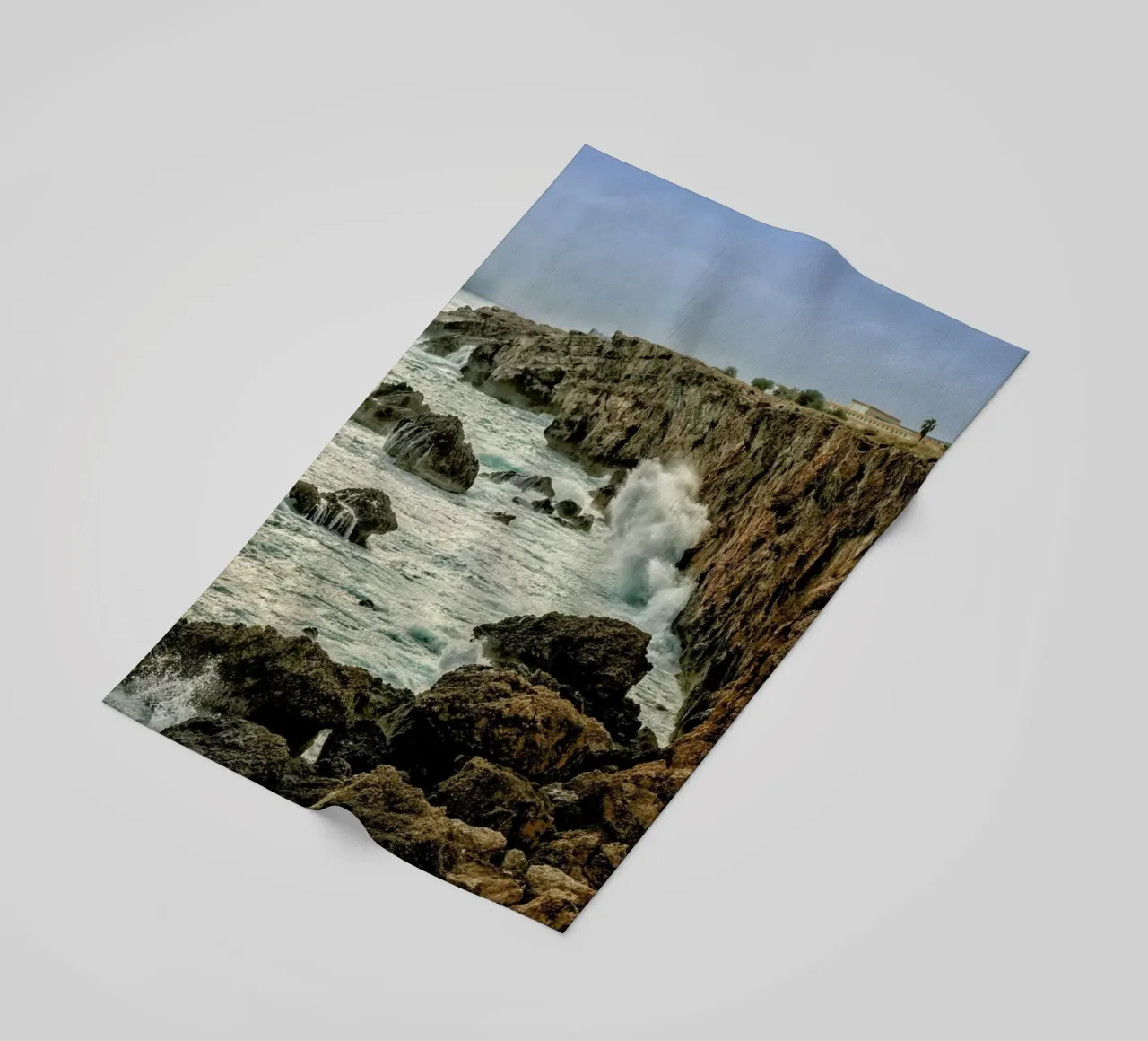 Magical Malta Stormy Cliffs telo mare da Curious Collections by Marielle Leenders