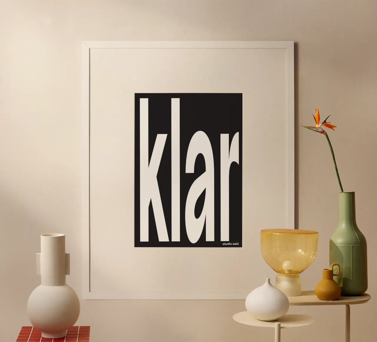 Typo »klar« schwarz-weiss poster da studio salü